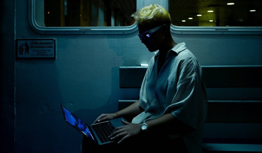 Screenshot society: how saving everything is changing arguments, relationships and reputation